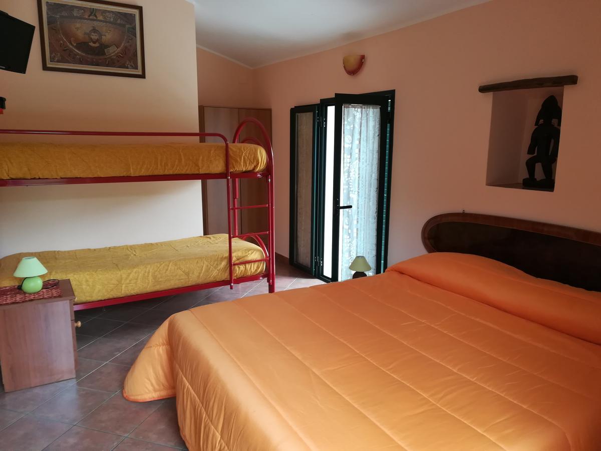 تْشيفالو B&B Arcobaleno المظهر الخارجي الصورة